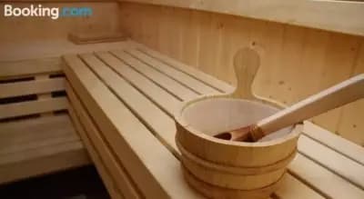 Уайт Рок Касъл Суит Хотел & СПА