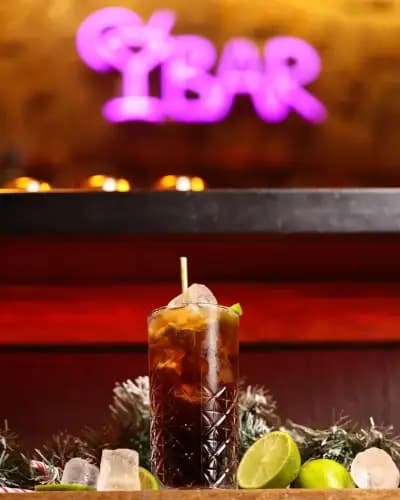 22 Cocktails