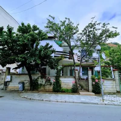 Fema Guest House