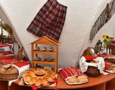 Хотел Елица