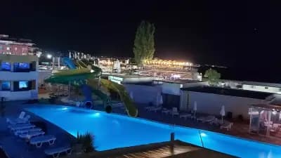 Hotel Glarus Beach