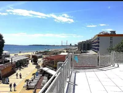 Hotel Largo Beach
