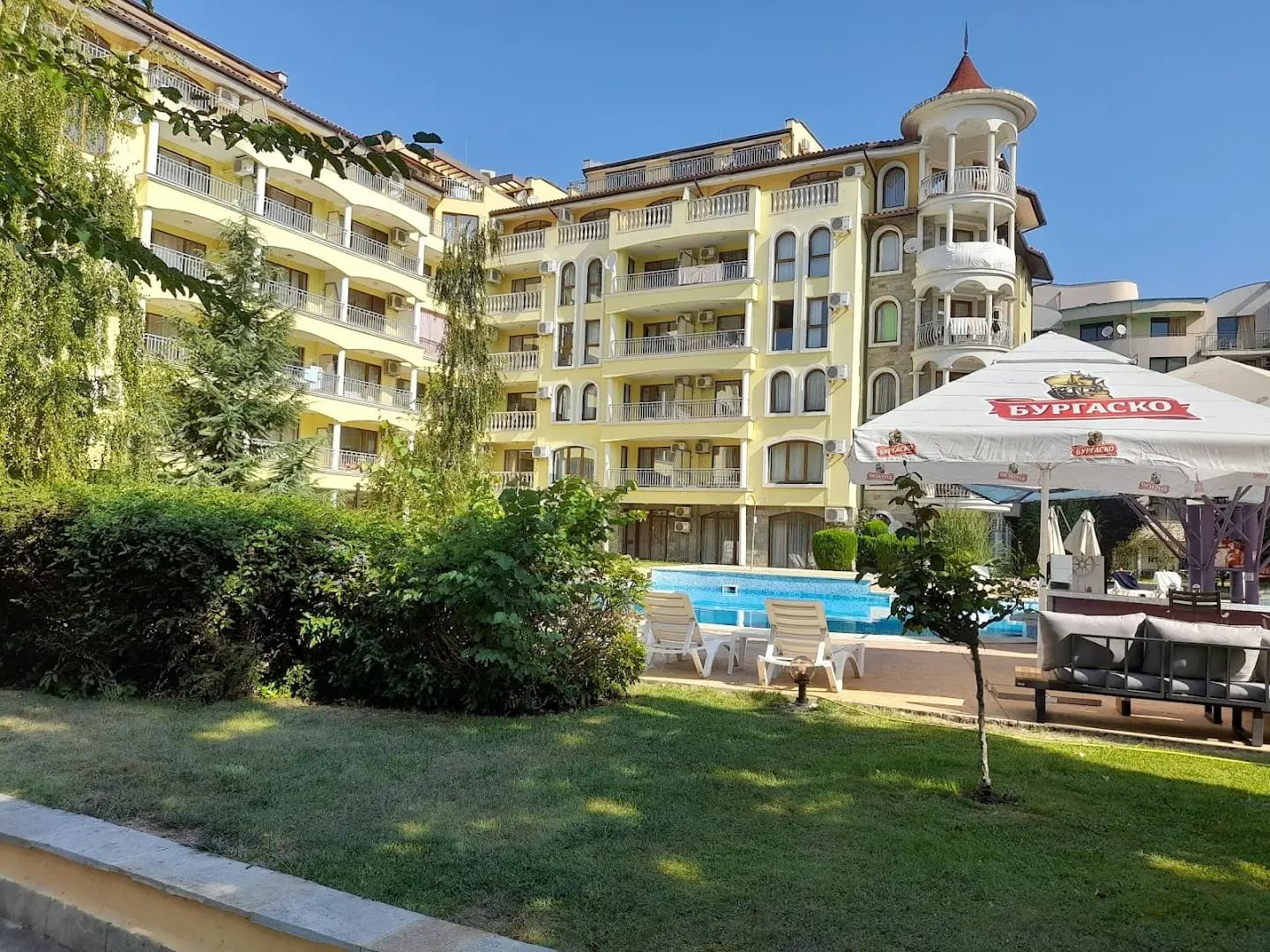 Sunny Dreams apartment complex