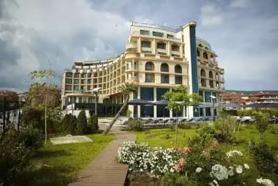 Grand Hotel Sveti Vlas- All Seasons Fitness & SPA Hotel