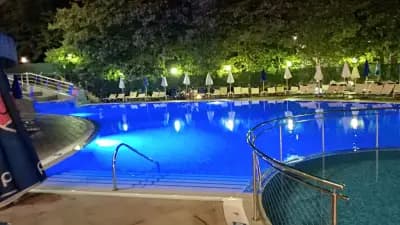 Atlas Hotel - Free Outdoor Pool and Heated Indoor Pool
