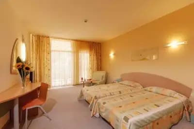 Atlas Hotel - Free Outdoor Pool and Heated Indoor Pool