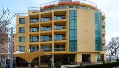 Paradise Hotel & Relax Center