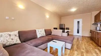 Green House Apartment