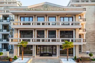 Onyx Beach Residence - Free Parking & Beach Access