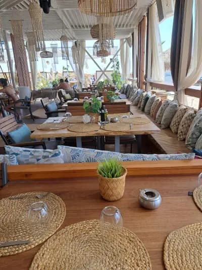 Glamour Beach House