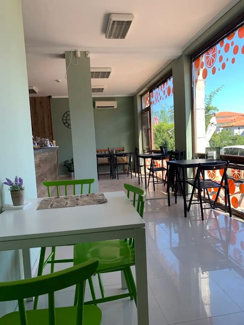 Cafe Bakery "De Maman"
