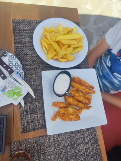 Oliva Fish &Grill