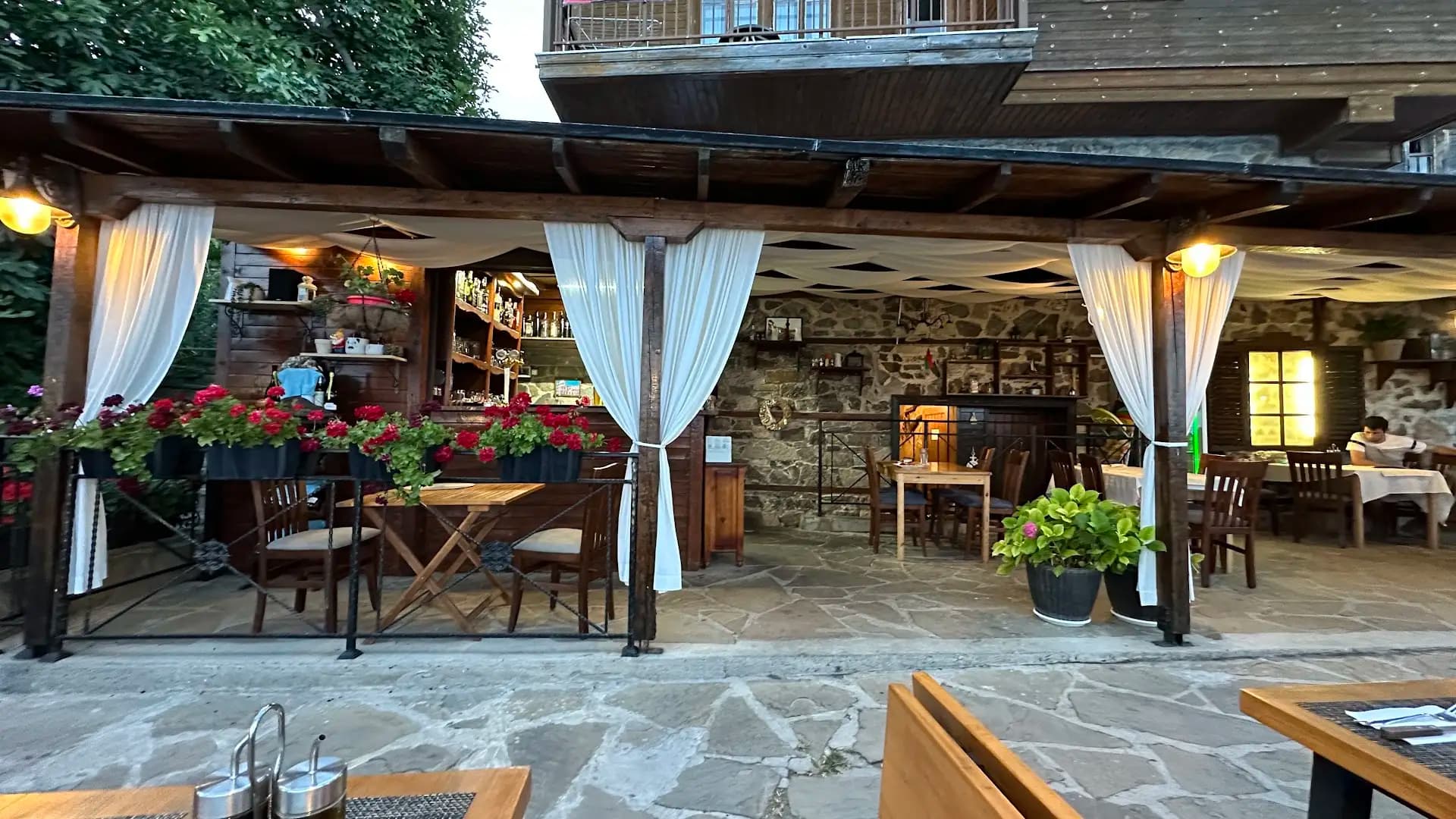 Oliva Fish &Grill
