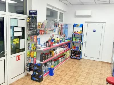 Бензино-газстанция с Автомивка , Автосервиз и Гумаджийница ГЪЛЪБЕЦ