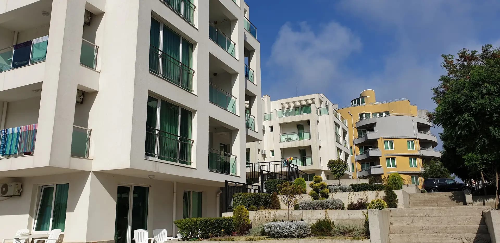 Sea Life Apartments Sinemorets