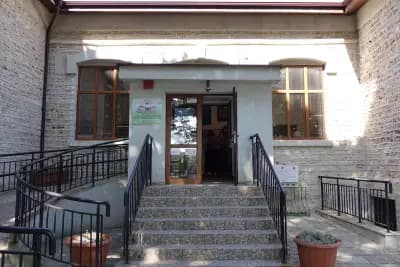 Зелен образователен център