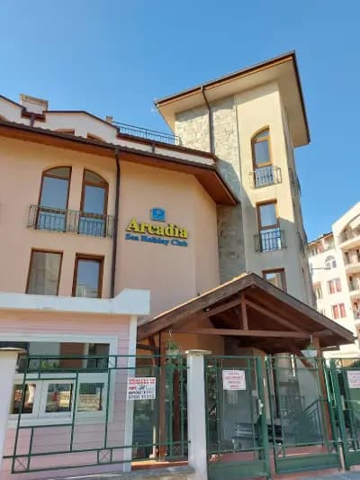 Menada Apartments in Karolina