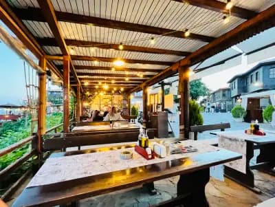 Restaurant "Breeze"