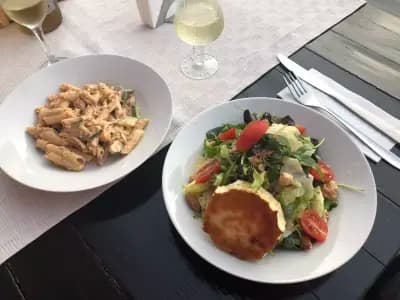 Restaurant & Bar Tarfa Garden / Ресторант и Бар Тарфа Гардън