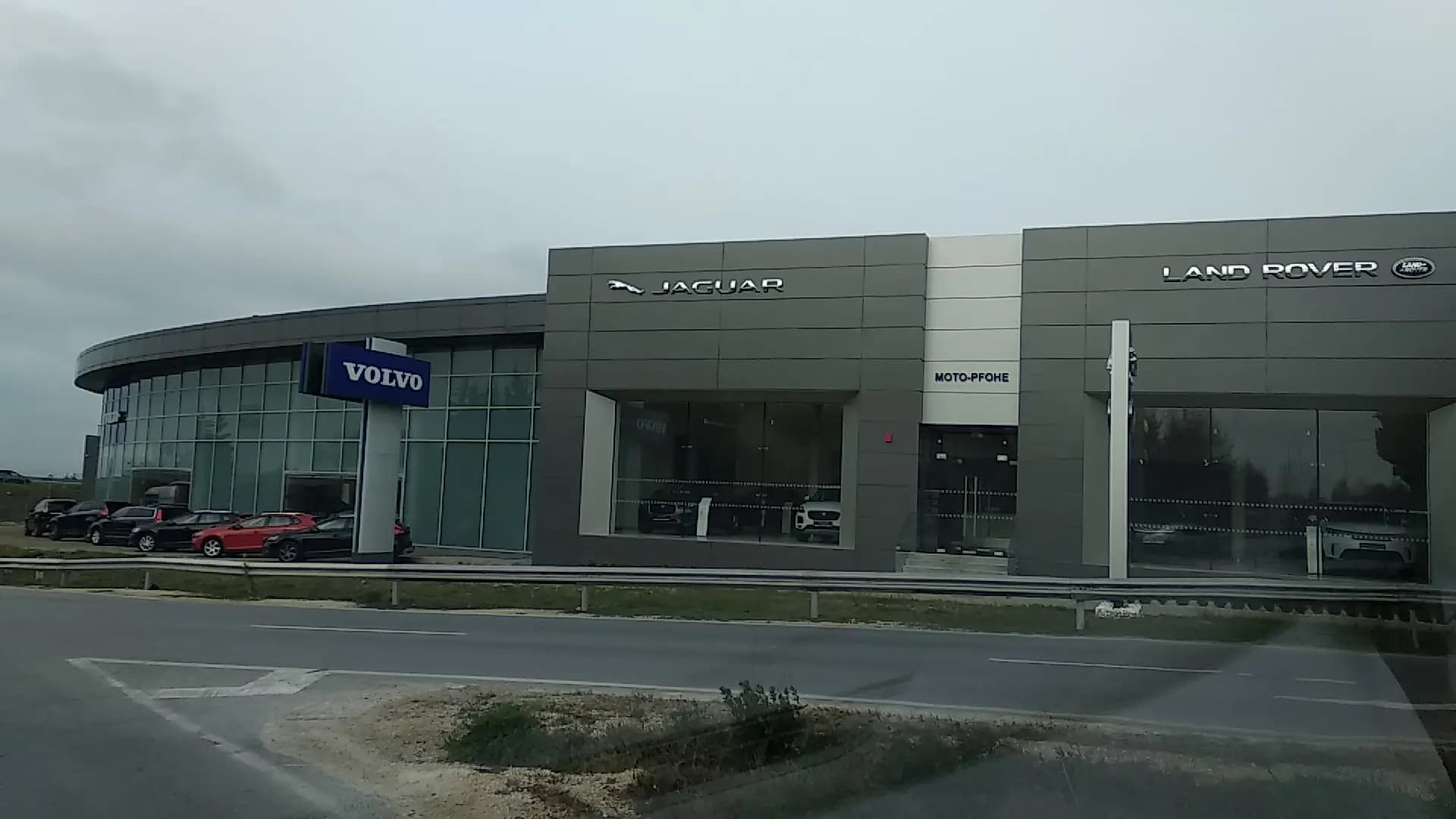 MOTO-PFOHE Rent a car