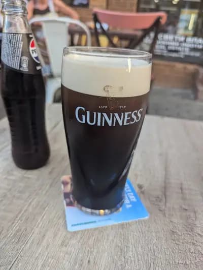 No Name Bar