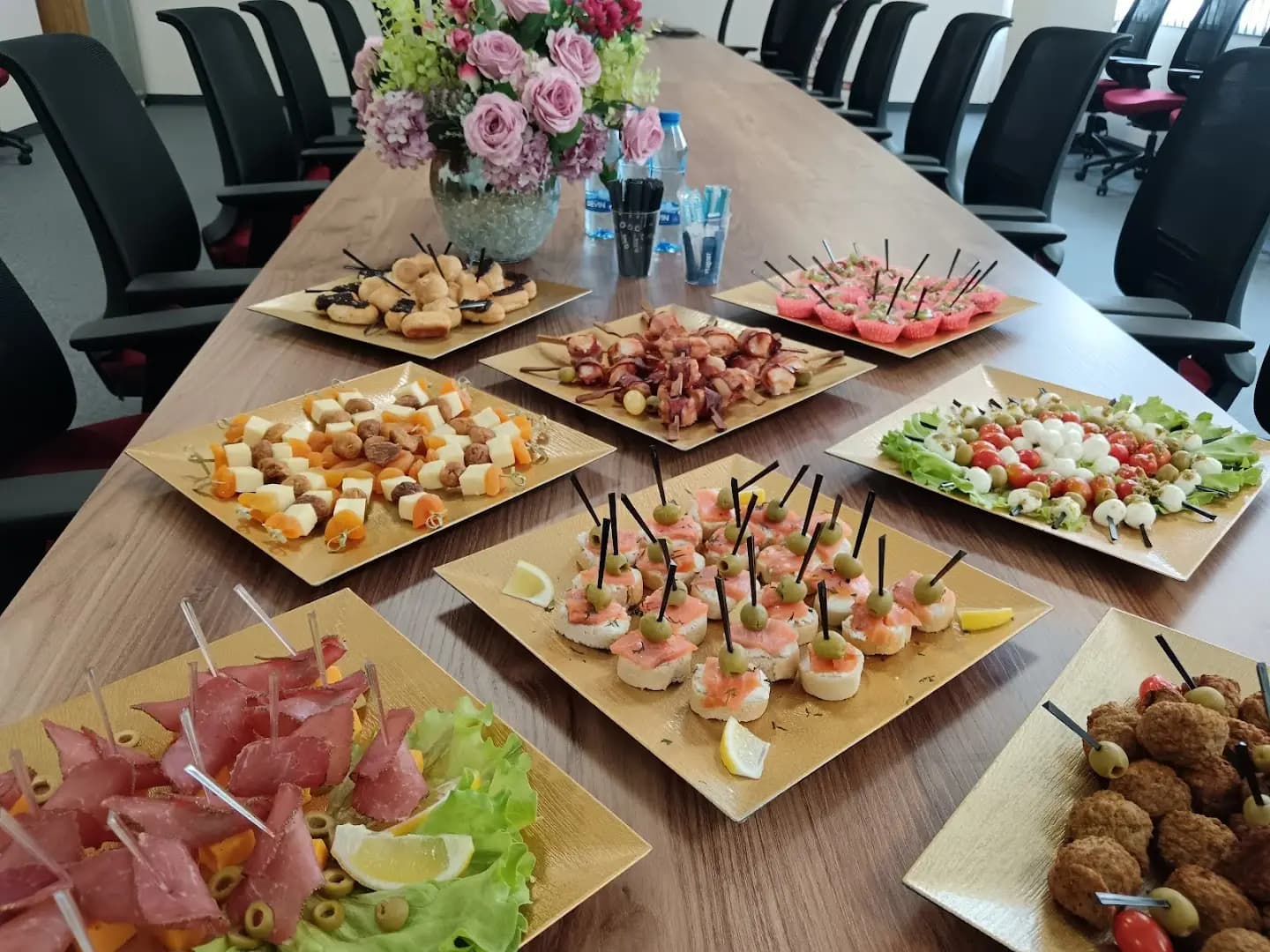 CATERING SERVICE