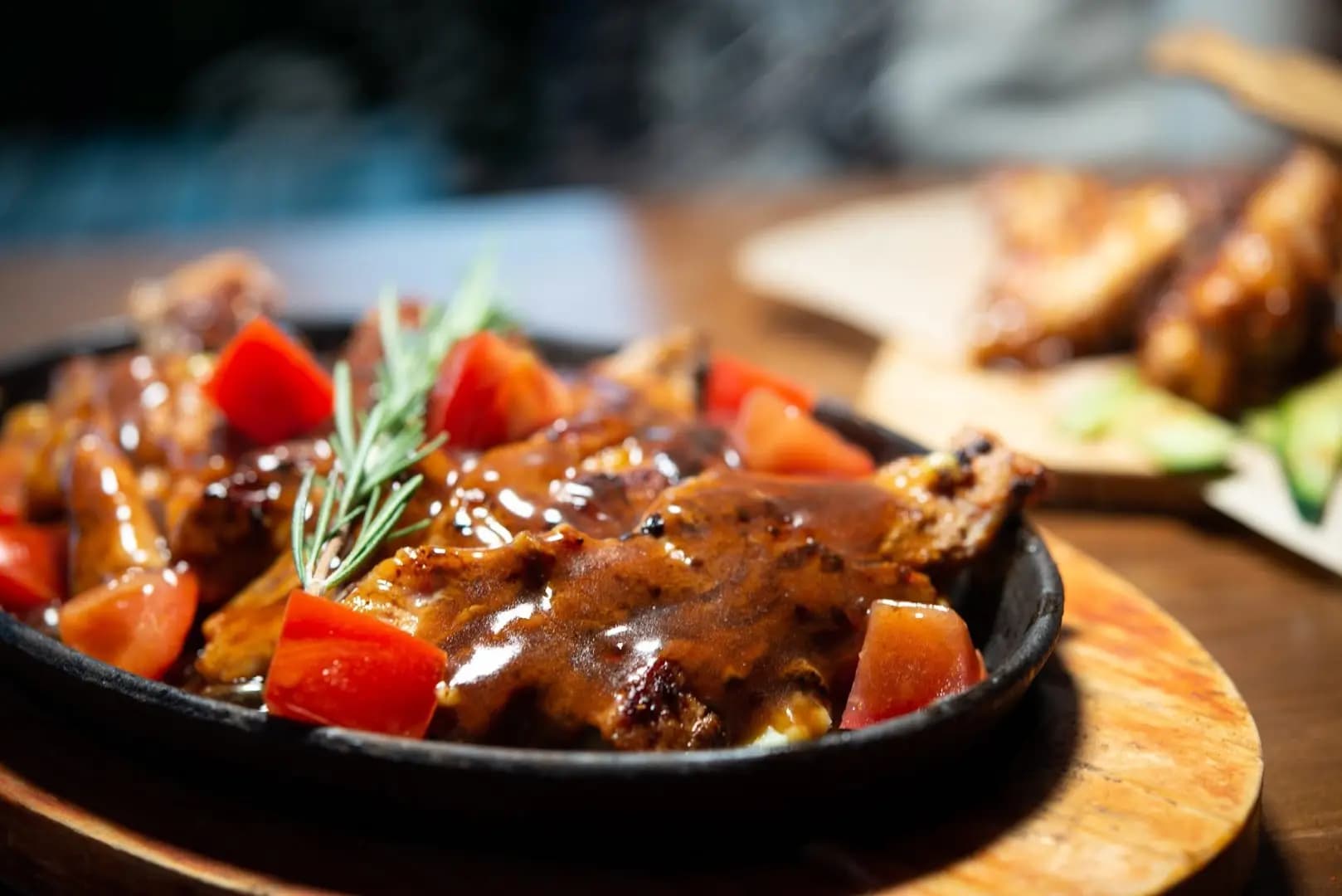 hungry horse bar & grill