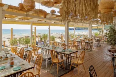 Green Life Beach Alemagos