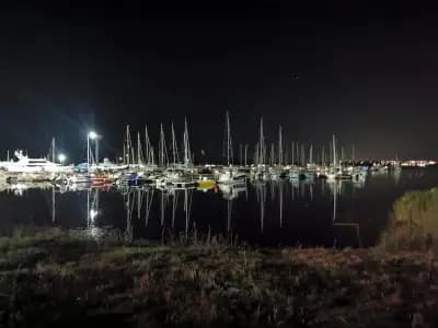 Caché Yacht Bar