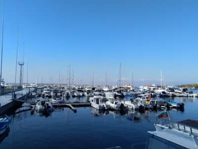 Caché Yacht Bar