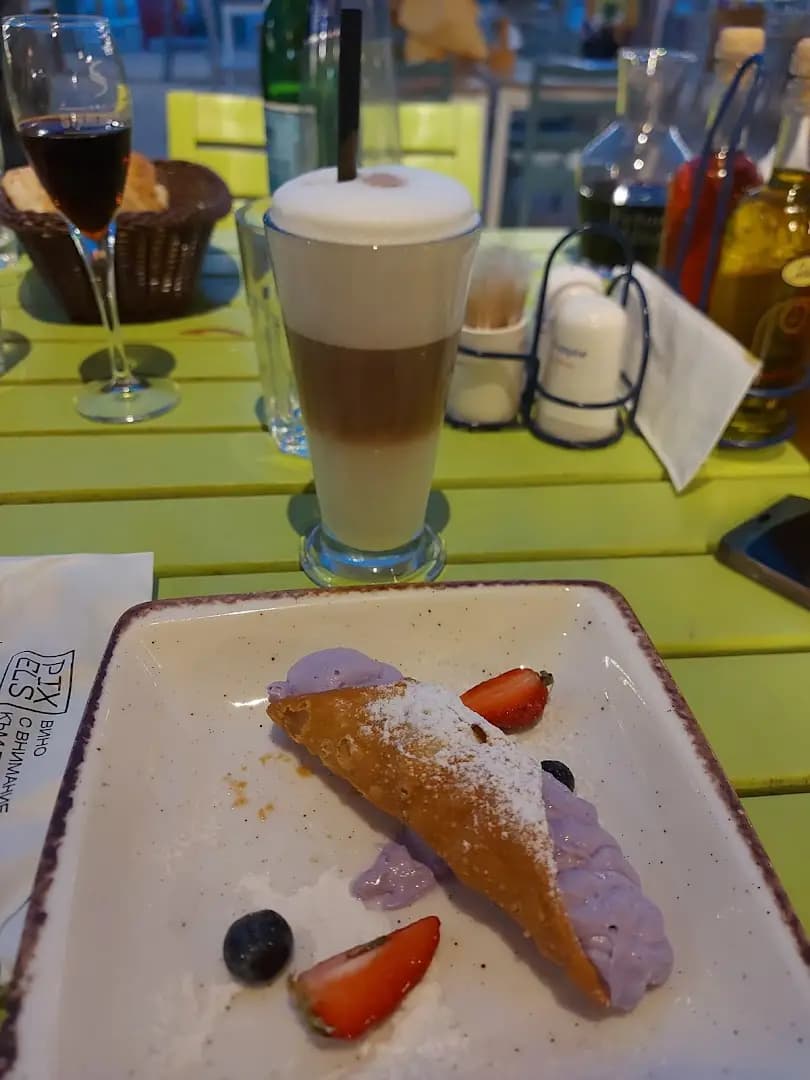 EL KAPANO Beach Bar & Food Primorsko