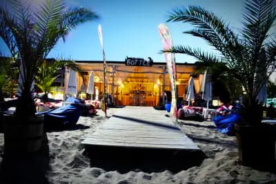 Beach bar BOTTLE