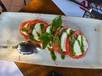 Matis bar and Grill