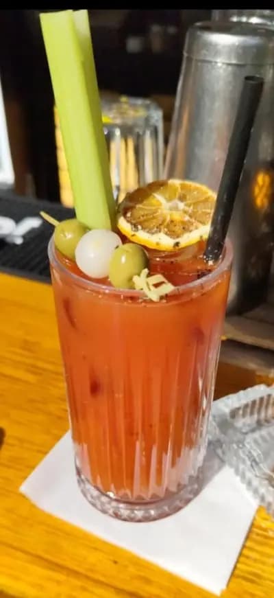 Matis bar and Grill