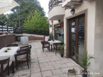 Wine house by Villa Vinifera