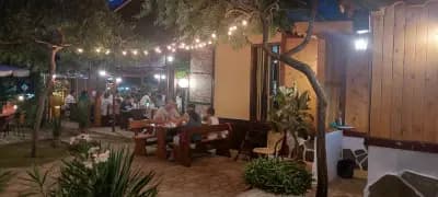 Bistro/Guesthouse KIPARIS