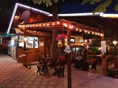 Bistro/Guesthouse KIPARIS