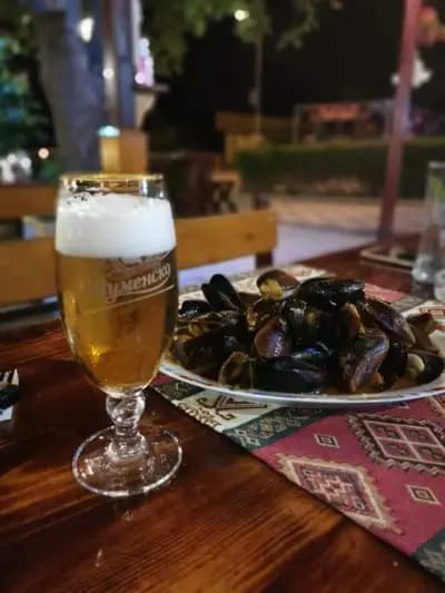 Bistro/Guesthouse KIPARIS