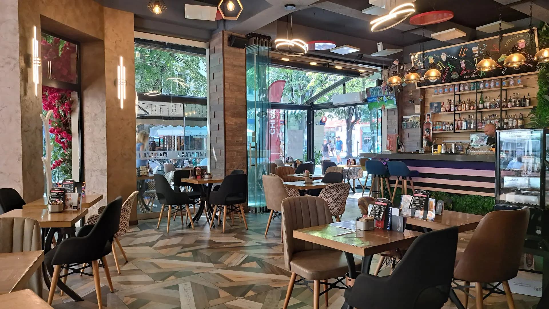 Coffee Bar "Папагала"