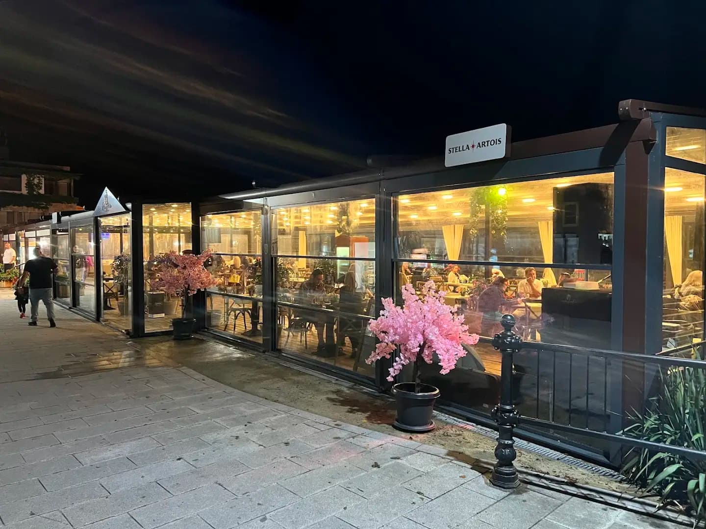 Restaurant "Rhomphaia"