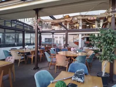 Restaurant "Rhomphaia"