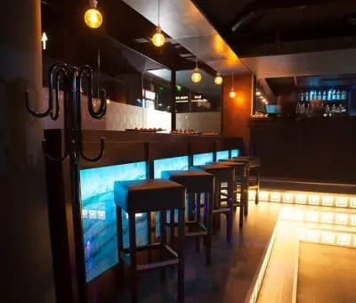 Hard Balls Bar