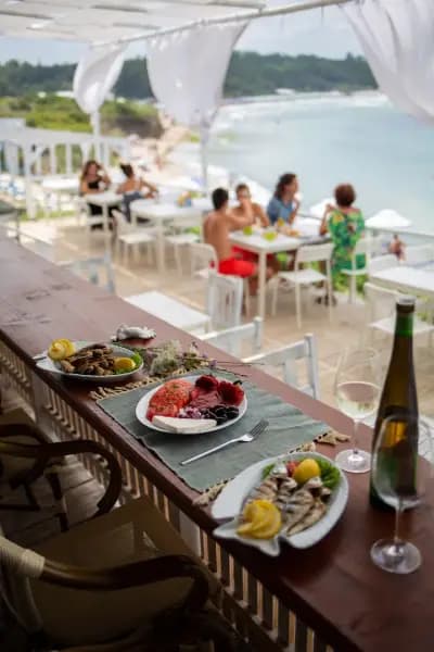 La Vita Beach Restaurant