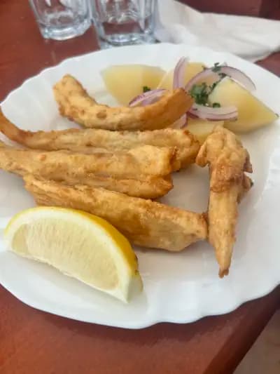 Далян Акротир