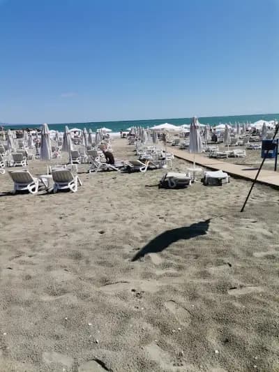 Caribi Beach Bar & Food Pomorie