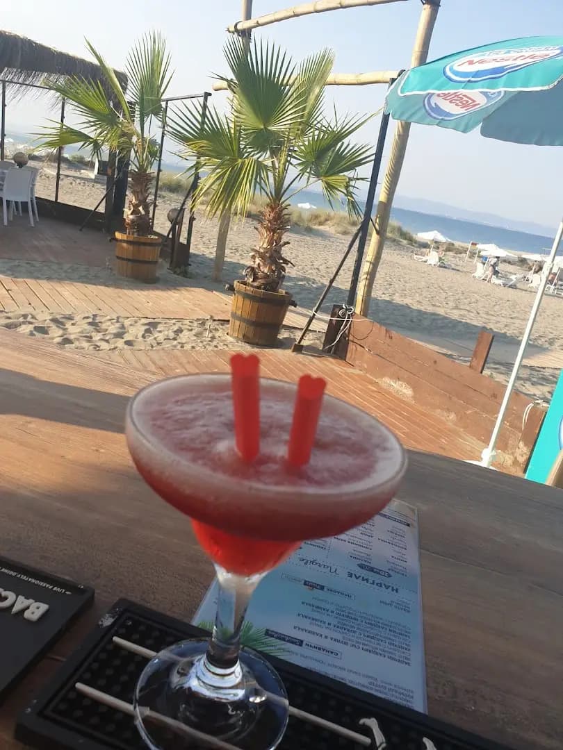 Caribi Beach Bar & Food Pomorie