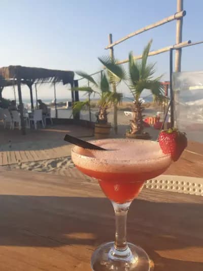 Caribi Beach Bar & Food Pomorie