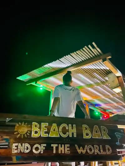Beach Bar - End of the world