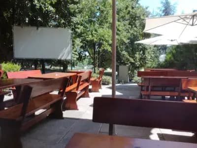Bistro Academica