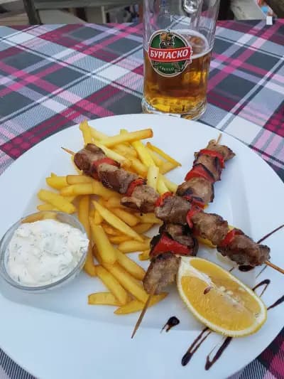 Maestro bar & food